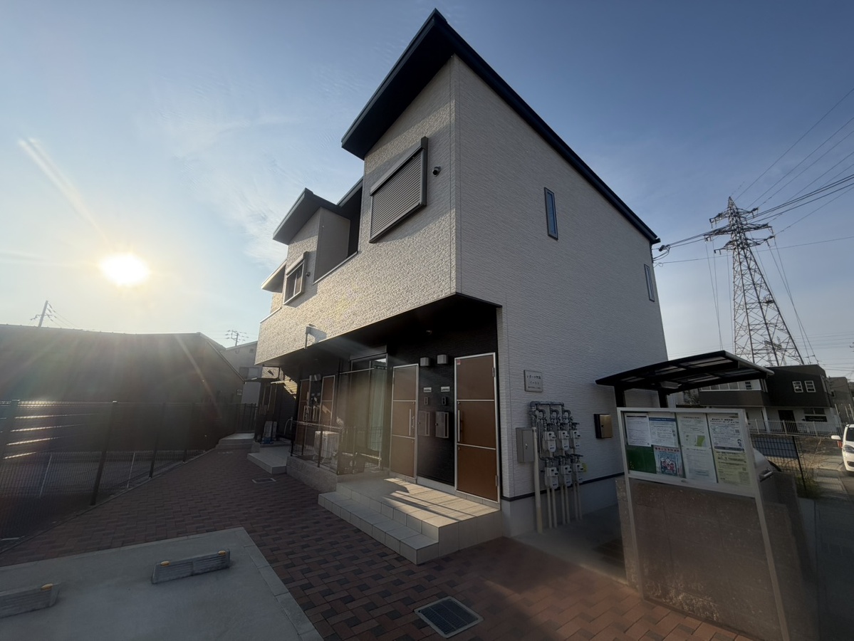 レガーロ阿保イースト