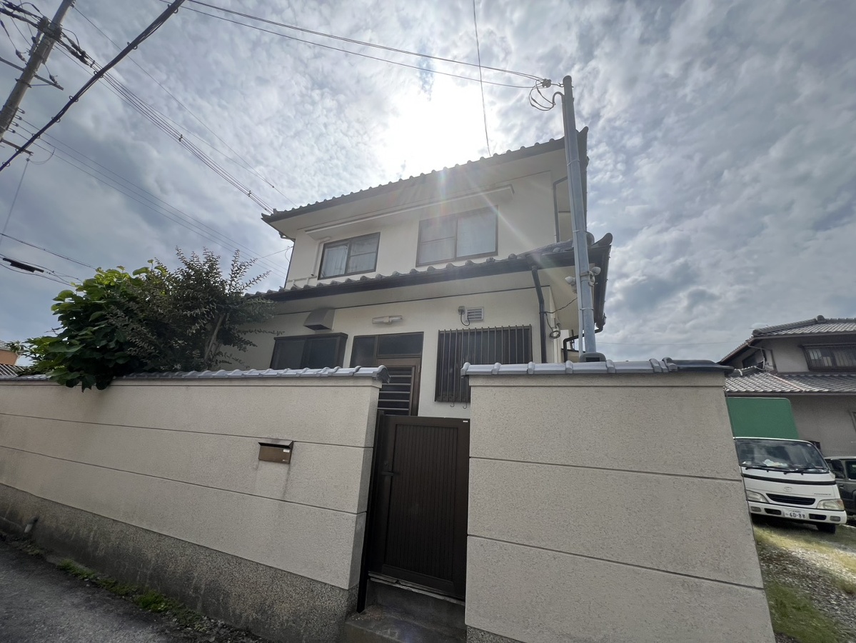姫路市伊伝居貸家