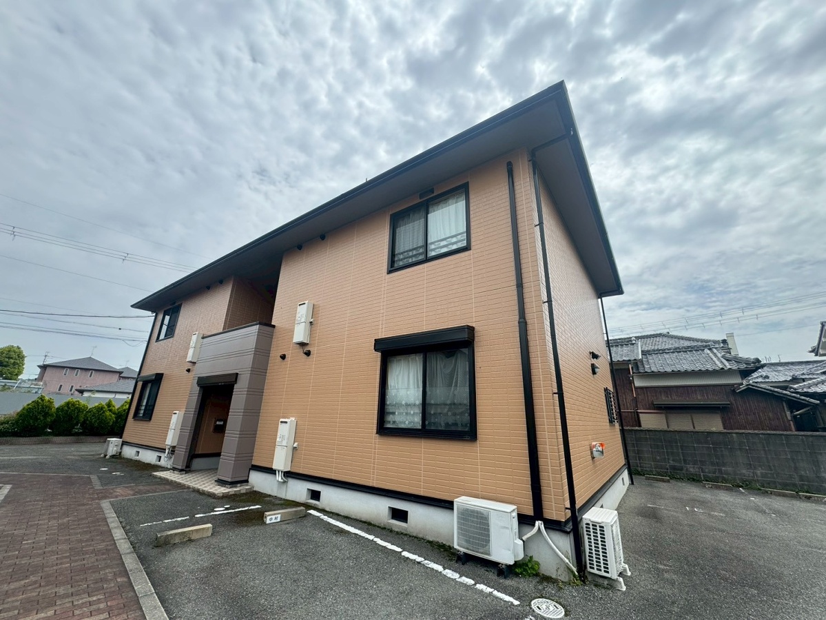 フォルクローレ辻川A棟