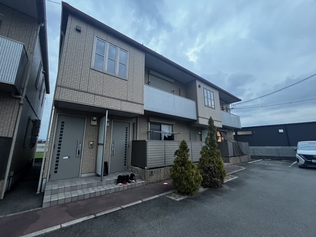 シャーメゾン坂元B棟