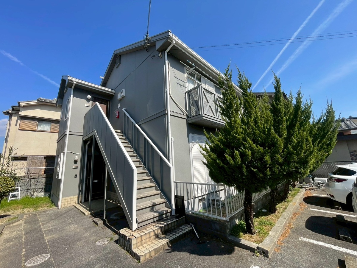 ファミーユ山の北