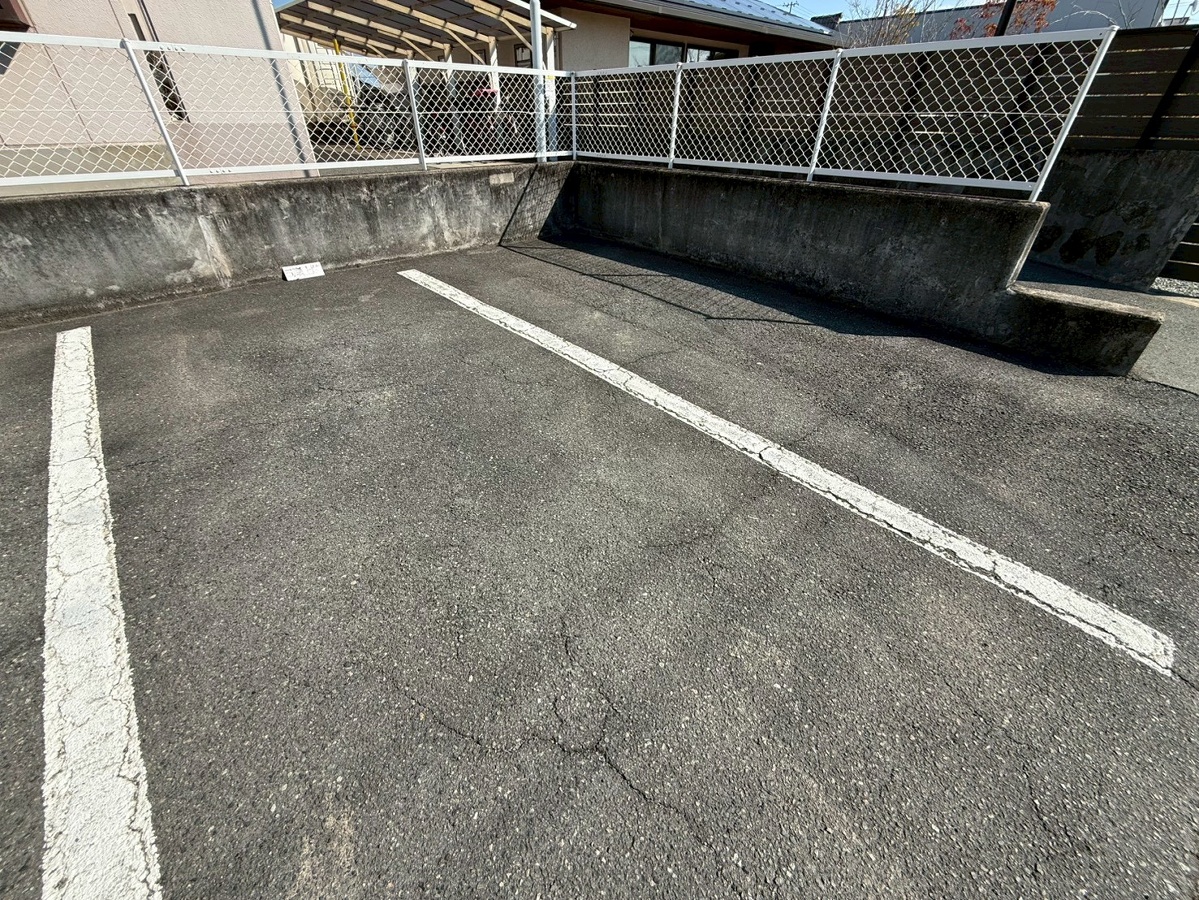駐車場 写真4