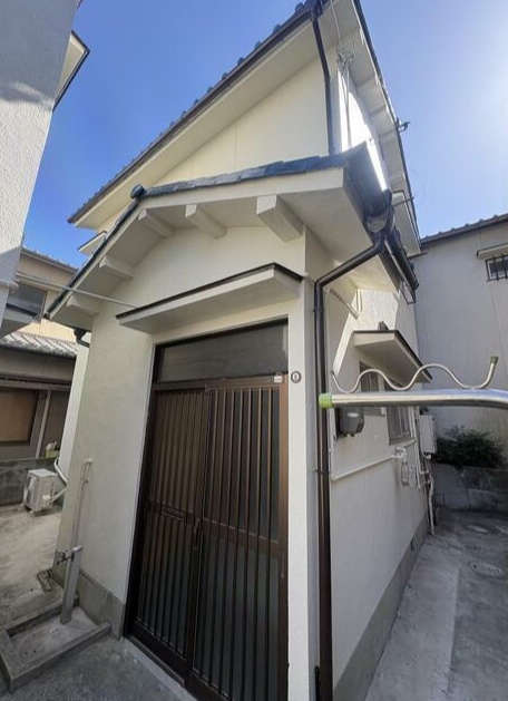 西中島一戸建て 東棟