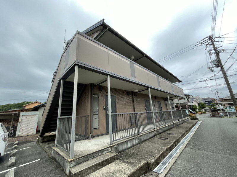 クレセントコート