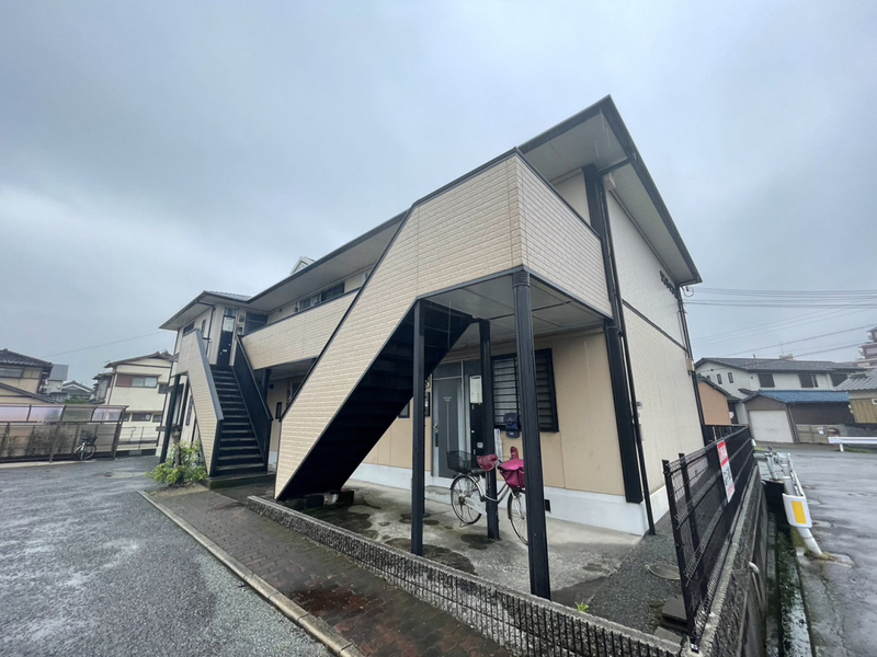 物件番号:1058463804 駐車場1台無料！西飾磨駅徒歩圏内☆南向きで日当たり良好♪