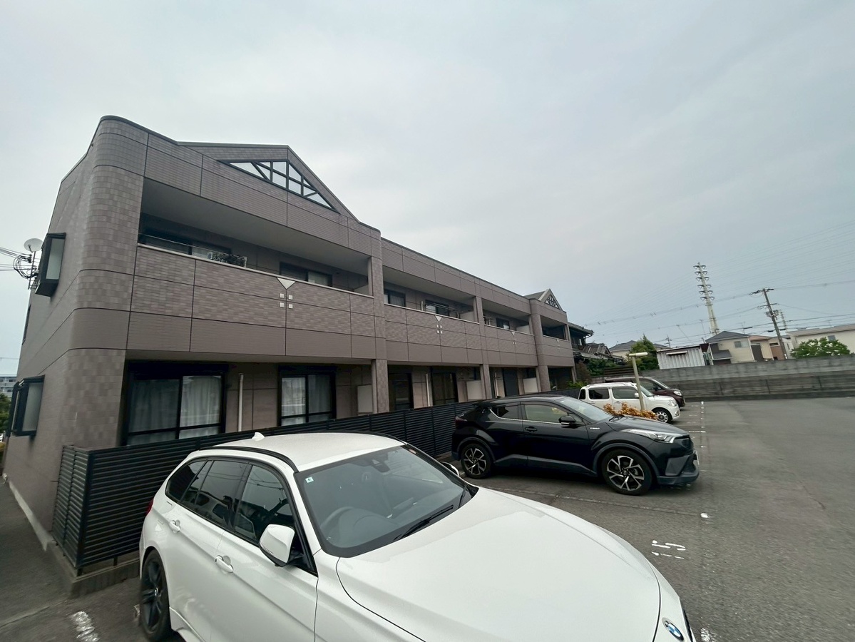 アベニール中島