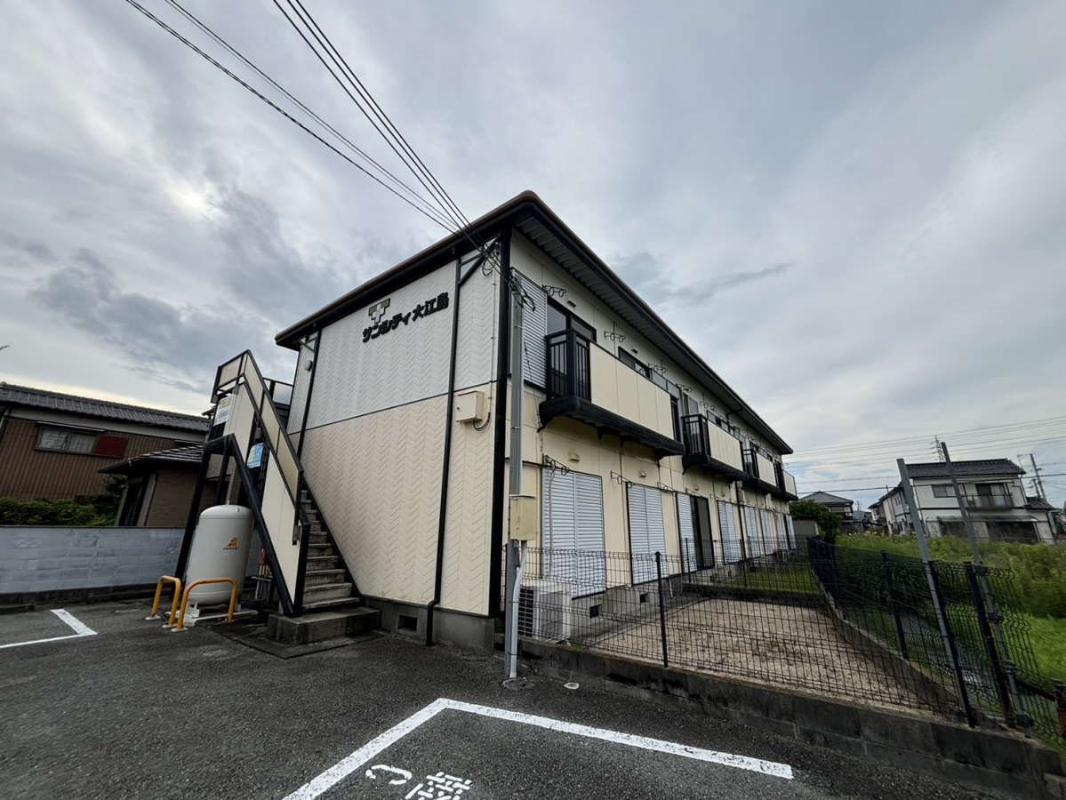 物件番号:1058448749 駐車場１台無料！広々2DKタイプでゆったりとした生活が出来ます☆