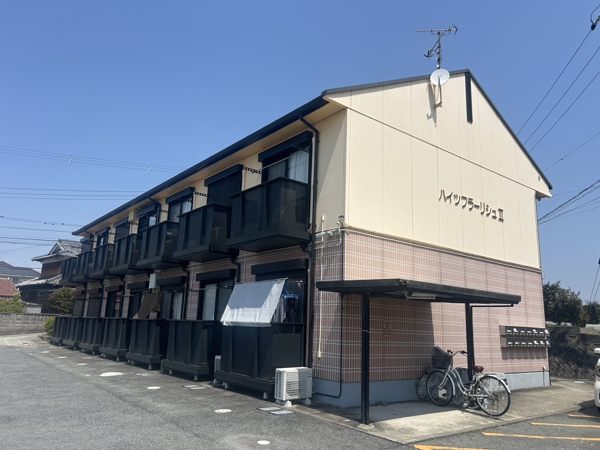 ハイツ　フラリッシュⅡ