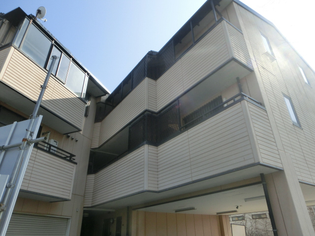 物件番号:1058413600 敷金・礼金不要です！バス・トイレセパレートの土山１Ｋマンションです♪