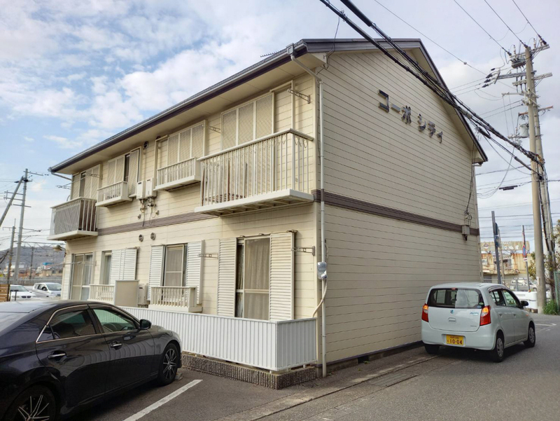 物件番号:1128466942 宝殿駅まで徒歩5分！！収納便利な屋根裏収納もありますよ♪