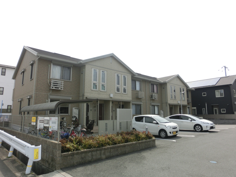 物件番号:1058444167 駐車場１台込みです☆　嬉しいエアコン付き！！　都市ガス仕様物件。