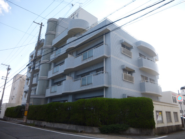 マンション外堀川