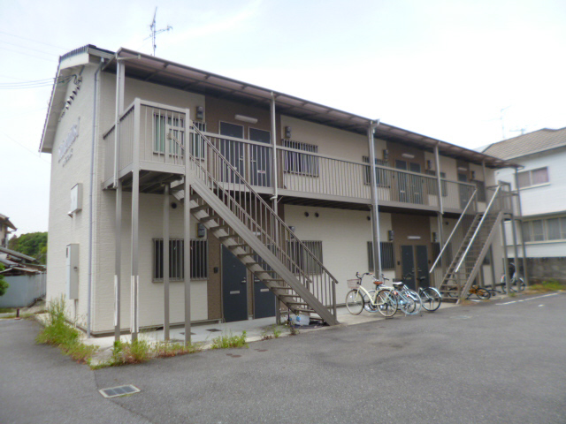 シャインヒルズ