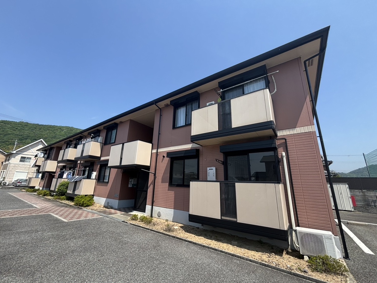 物件番号:1128499347 駐車場１台分込み　専用庭　閑静な住宅街です。ファミリー様にオススメ！