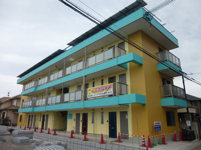 物件番号:1058402261 英賀保駅まで4分の立地！オール電化で経済的☆設備充実！