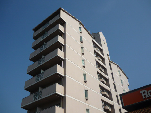 メゾンデール本町