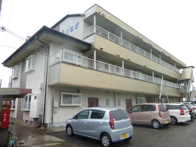 物件番号:1058462334 駐車場１台込みのお家賃。買い物近く　播但道福崎インター近くです♪