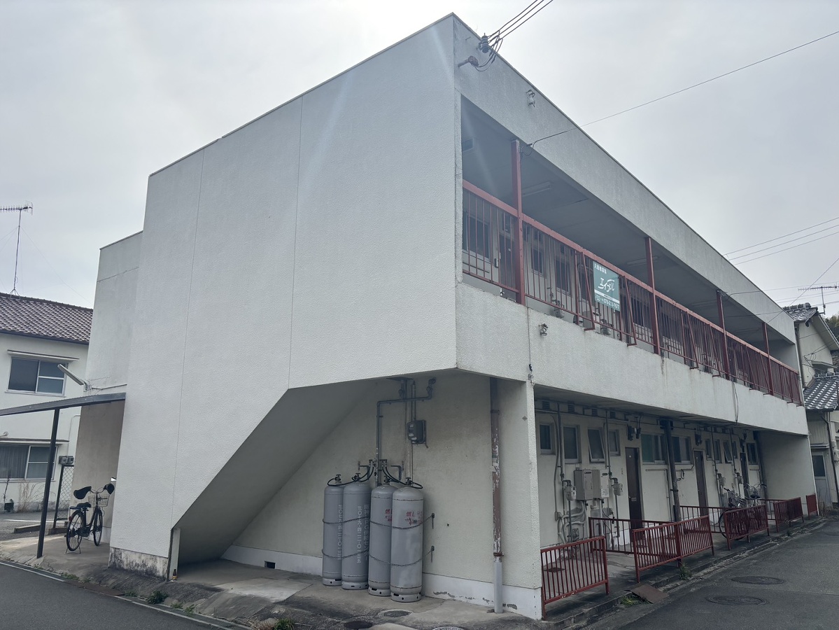 クレメアA棟