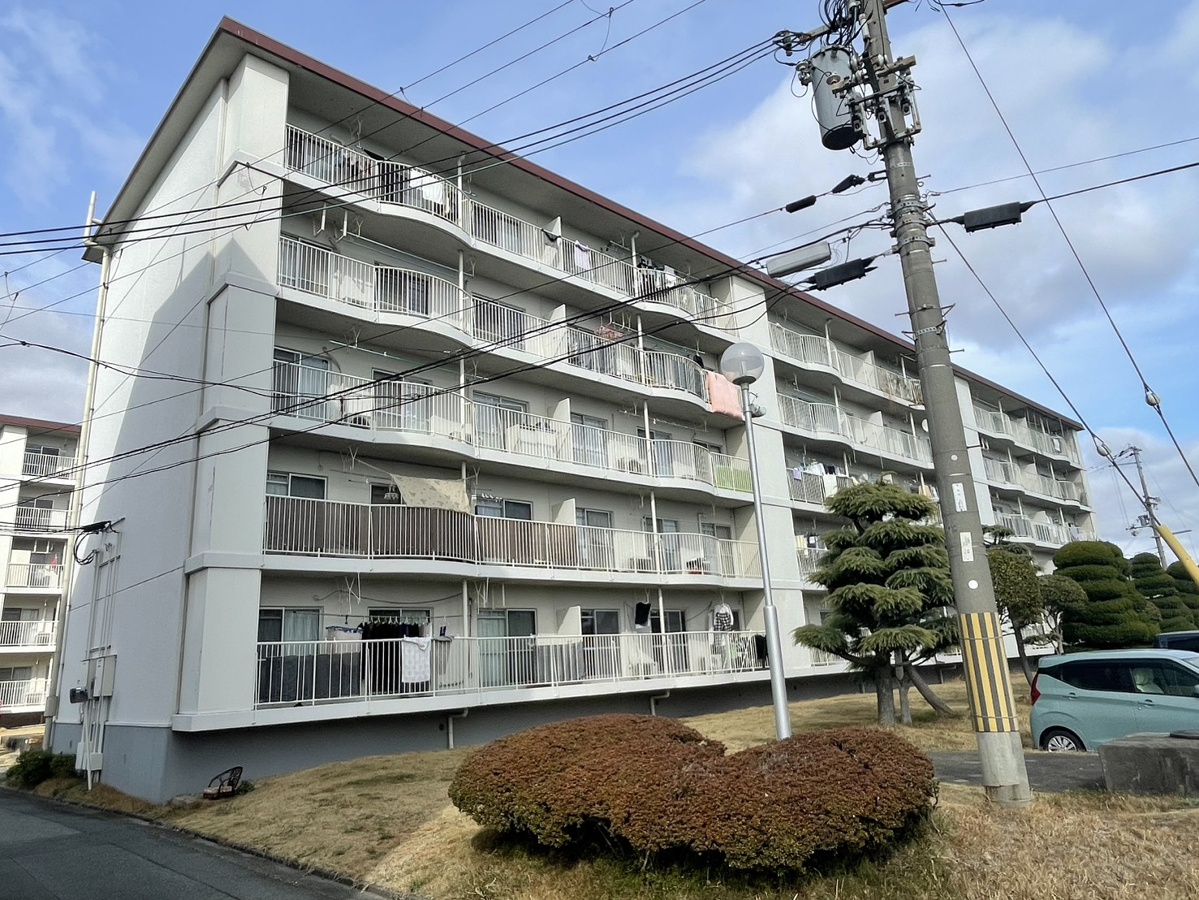 ローレルハイツ三木2号棟