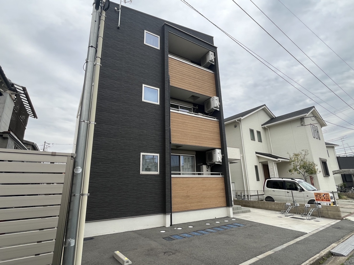 ジュネス寺家町