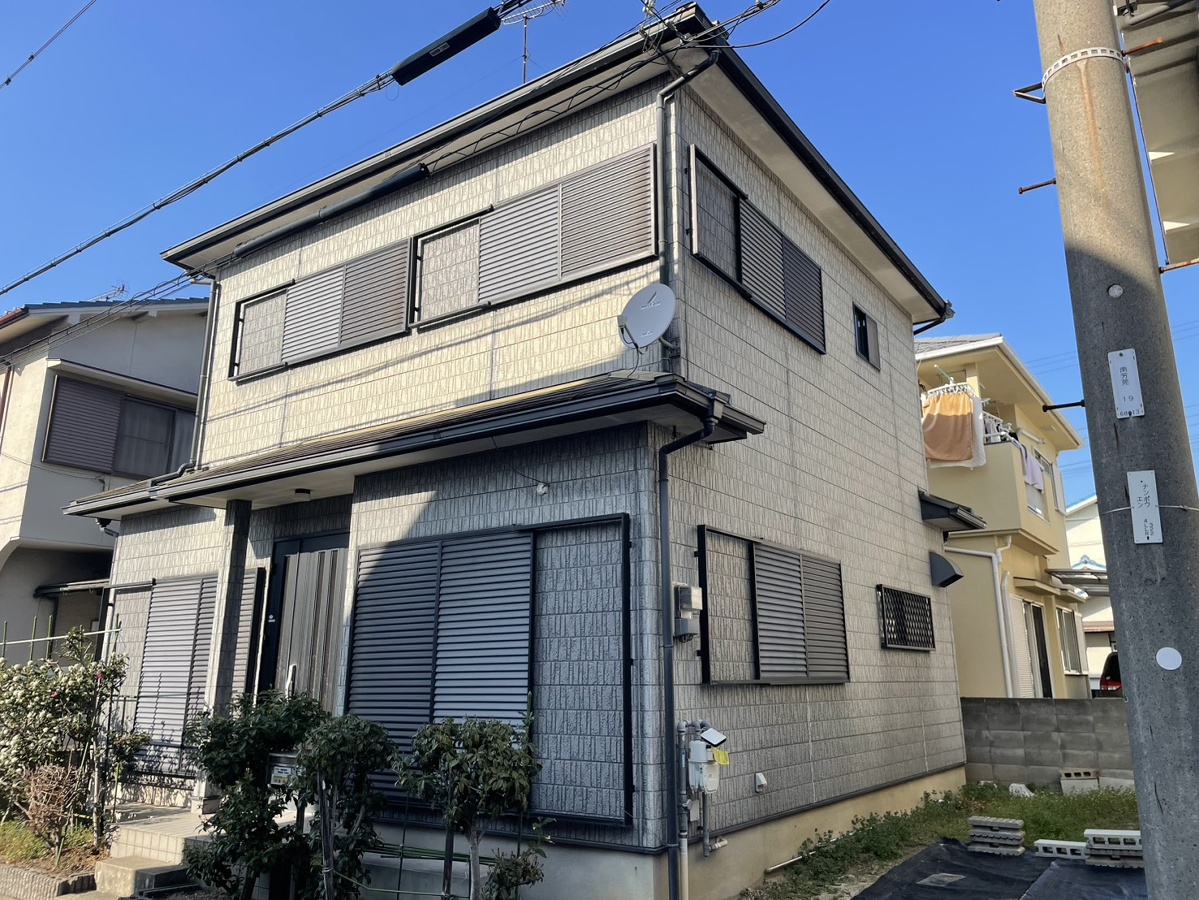 平岡町一色戸建