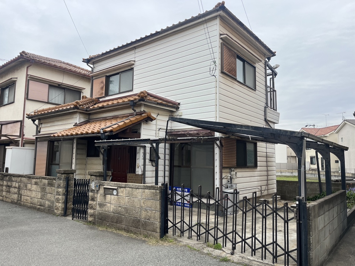 平岡町高畑戸建