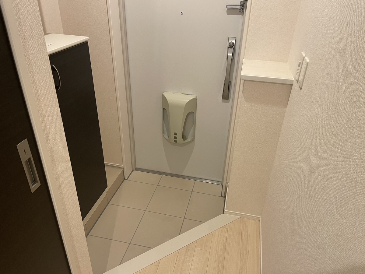 玄関 写真8