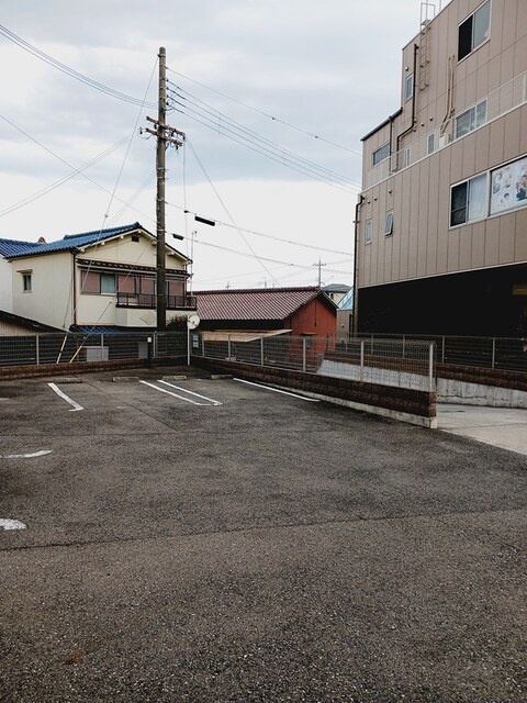 駐車場 写真13