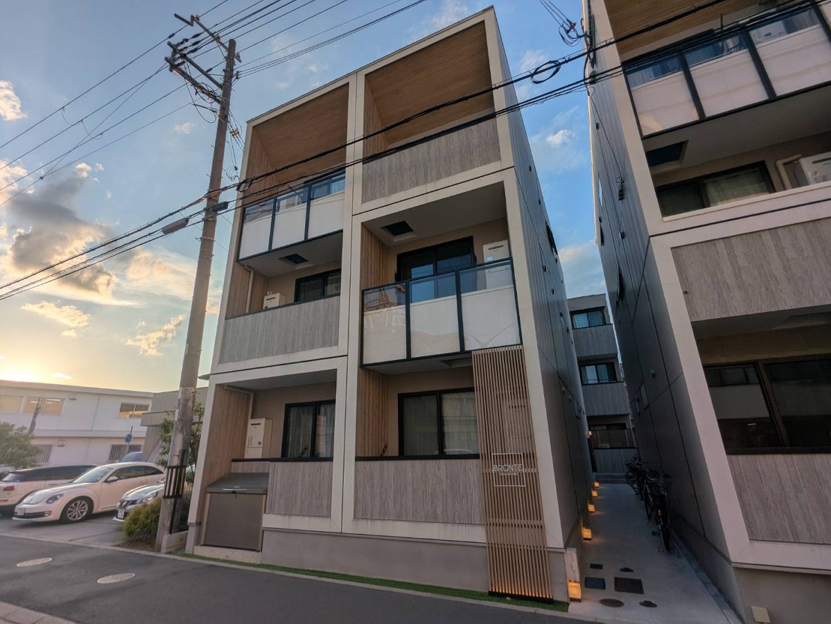 ブロンテ北在家WEST