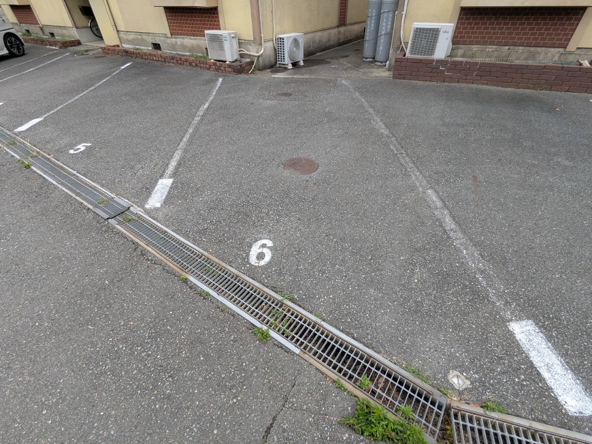 駐車場 写真32