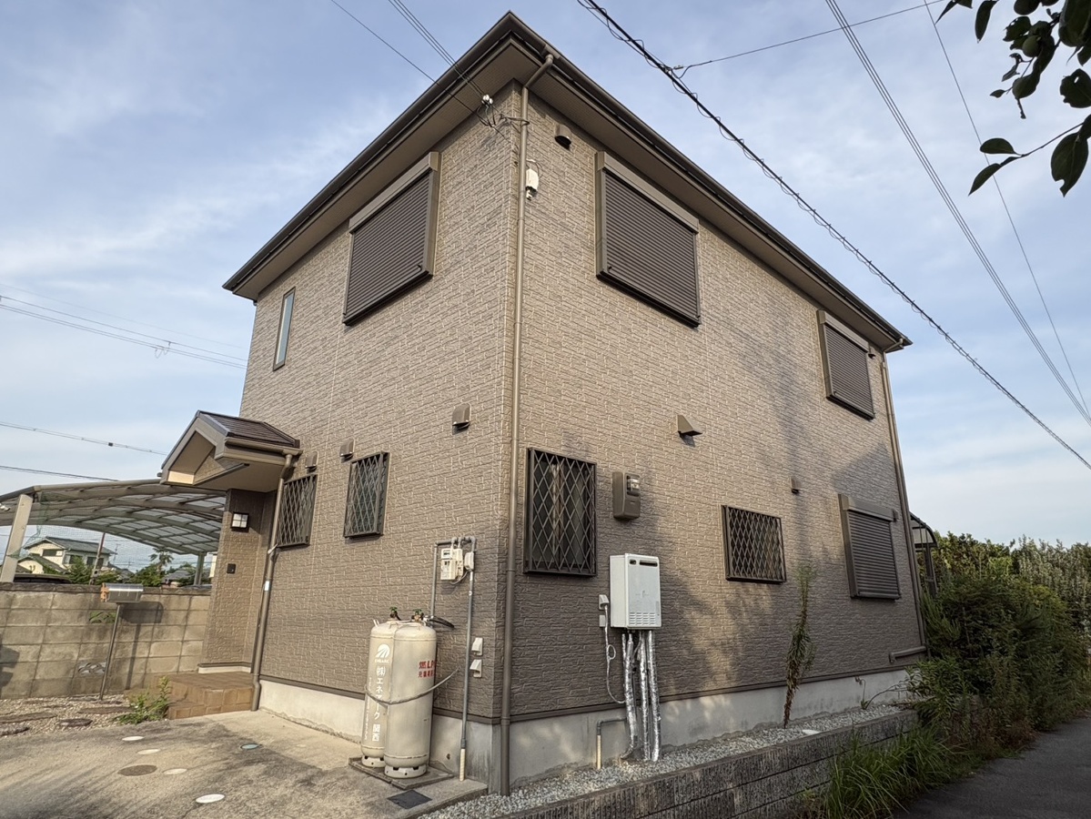 志染町広野6丁目貸家