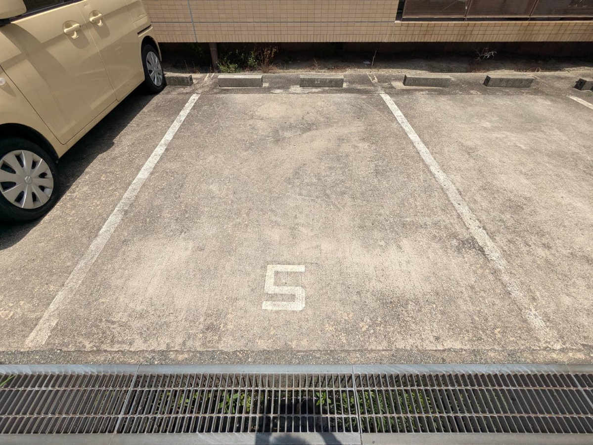 駐車場 写真4