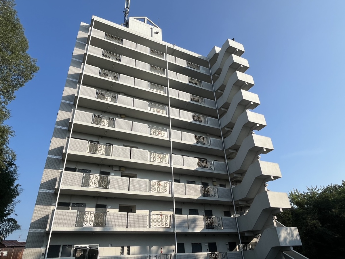 シャルル小野